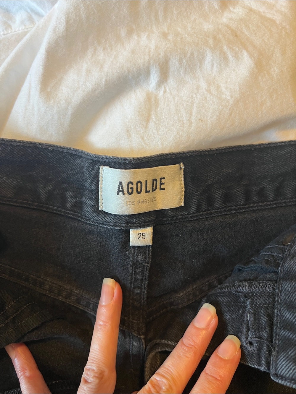 Agolde Black High-Rise Button-Front Denim Shorts Parker Long - Picture 3 of 6